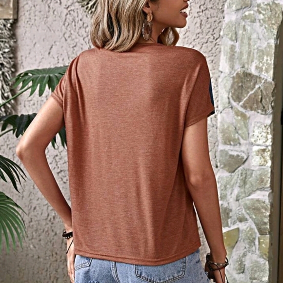 New Tee top - Picture 2 of 5